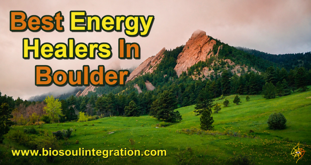 a picture of hte flatirons over boulder, energy healing boulder practitioners
